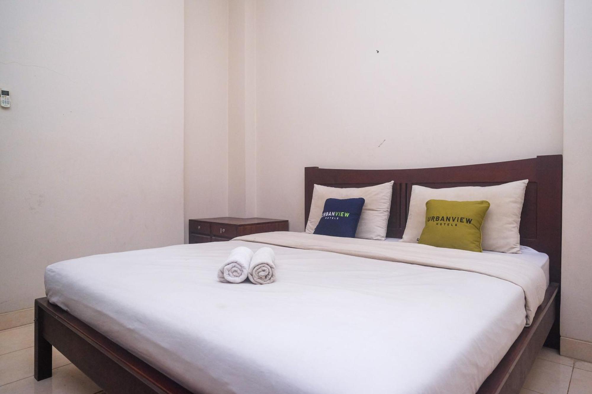 Urbanview Hotel Pondok Anggun Yogyakarta By Reddoorz Maguwo Kültér fotó