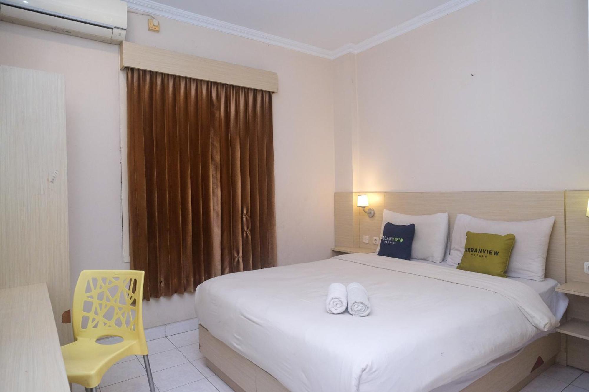 Urbanview Hotel Pondok Anggun Yogyakarta By Reddoorz Maguwo Kültér fotó